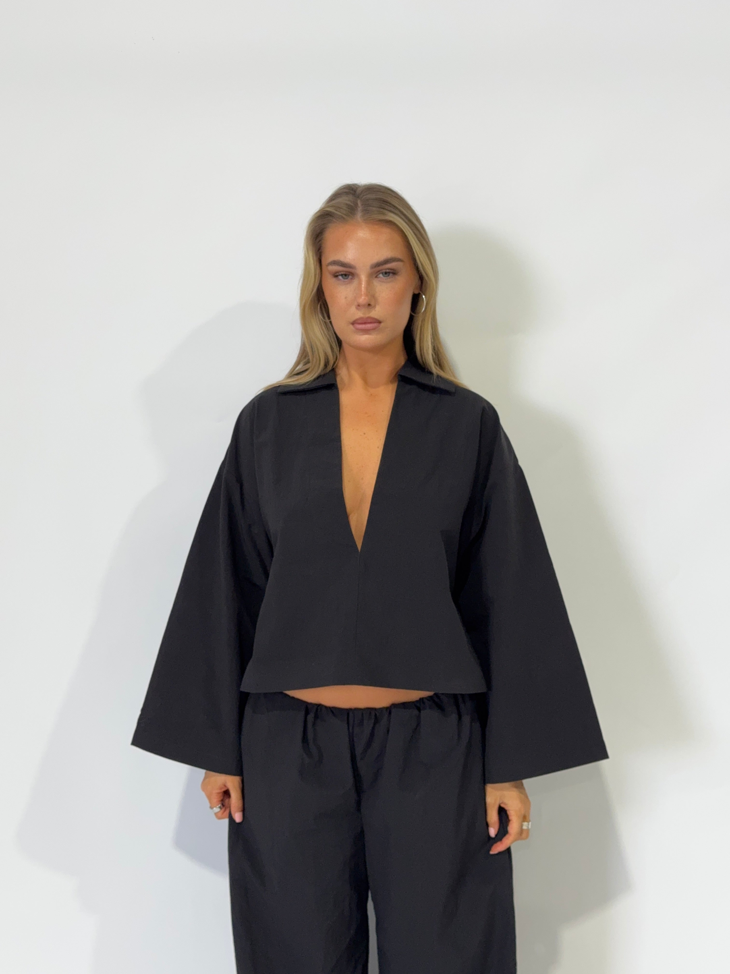Blanc shirt: black