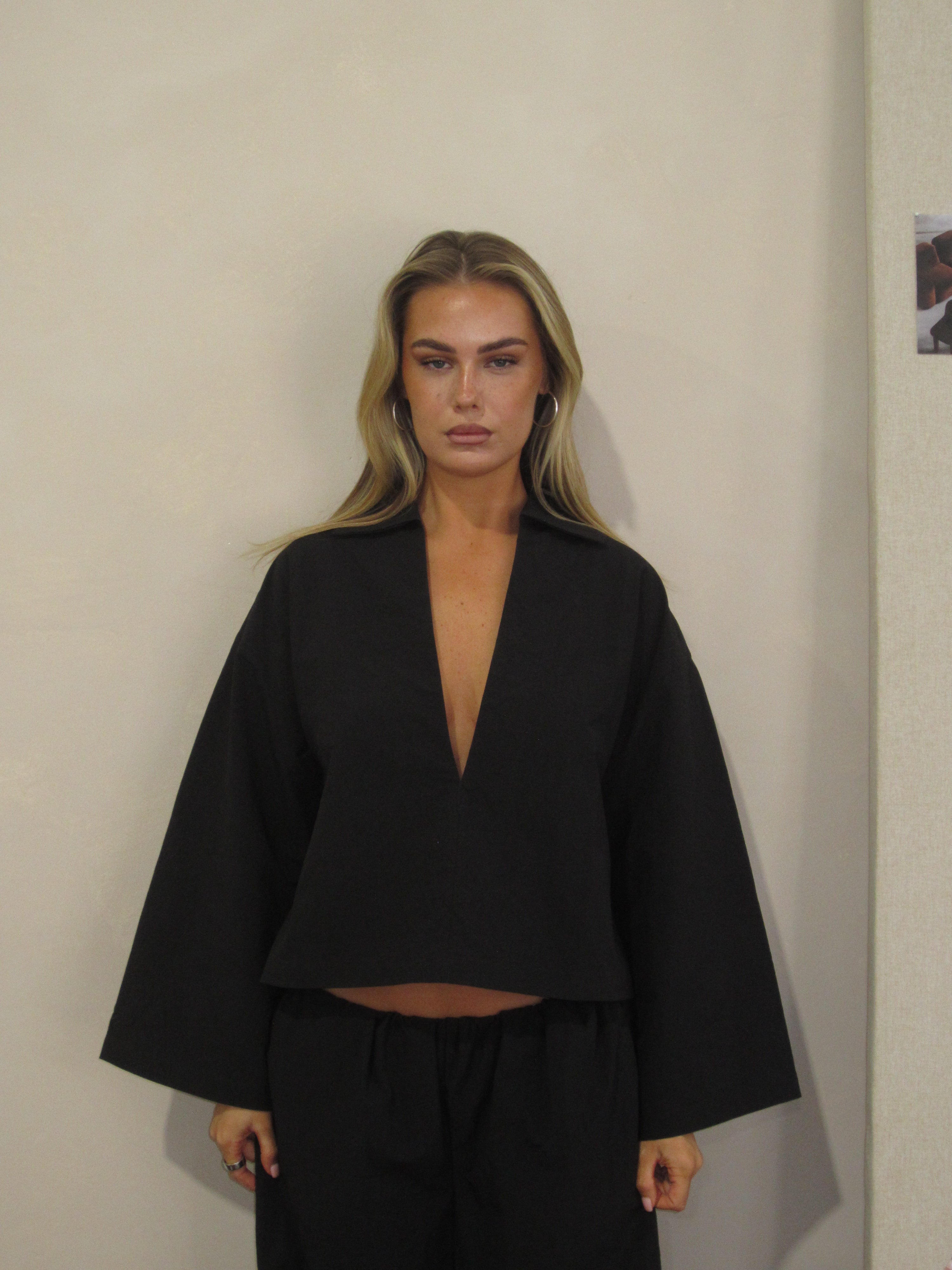 Blanc shirt: black